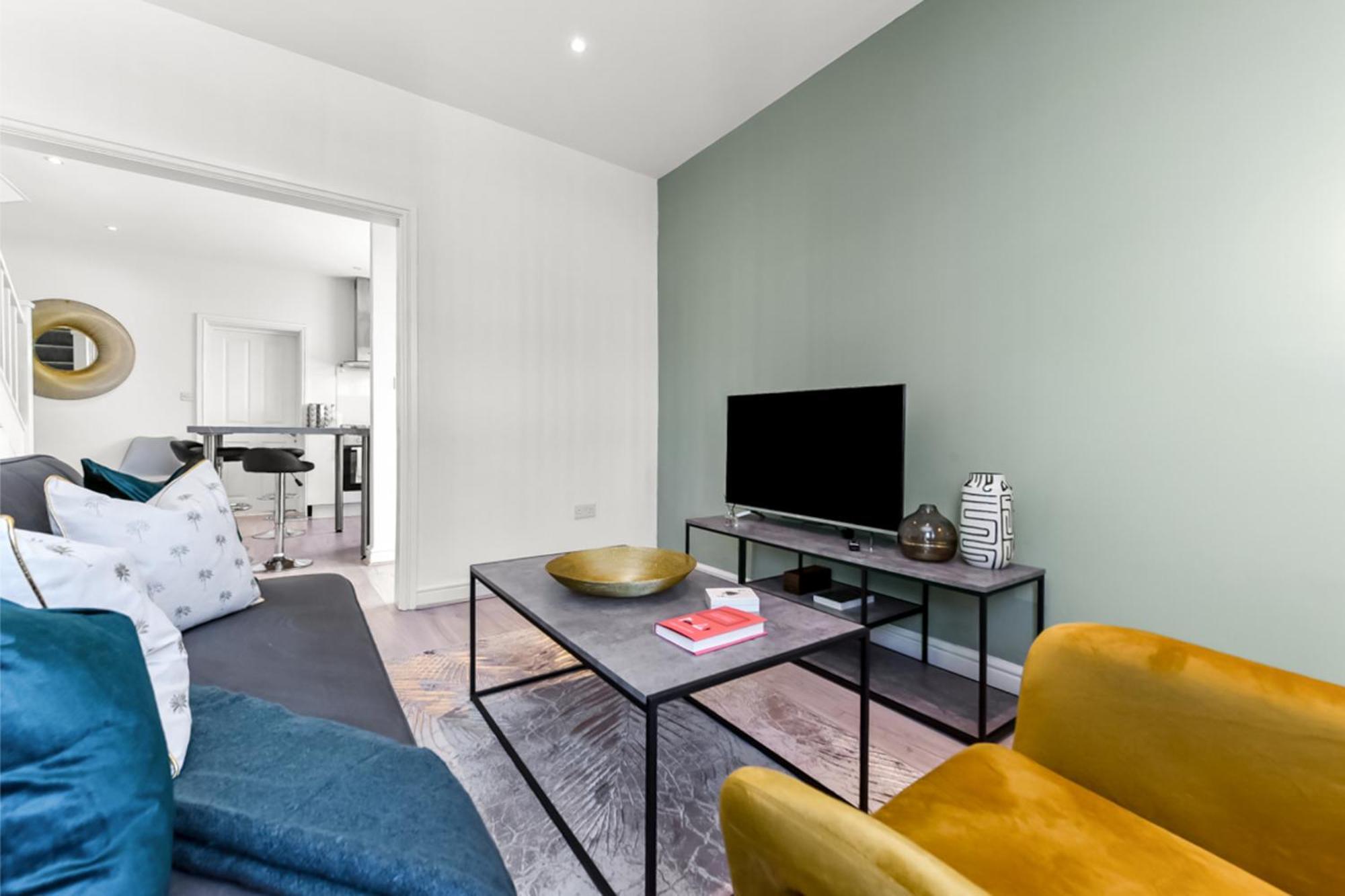 Апартаменты Modern And Hearty House Энфилд Экстерьер фото